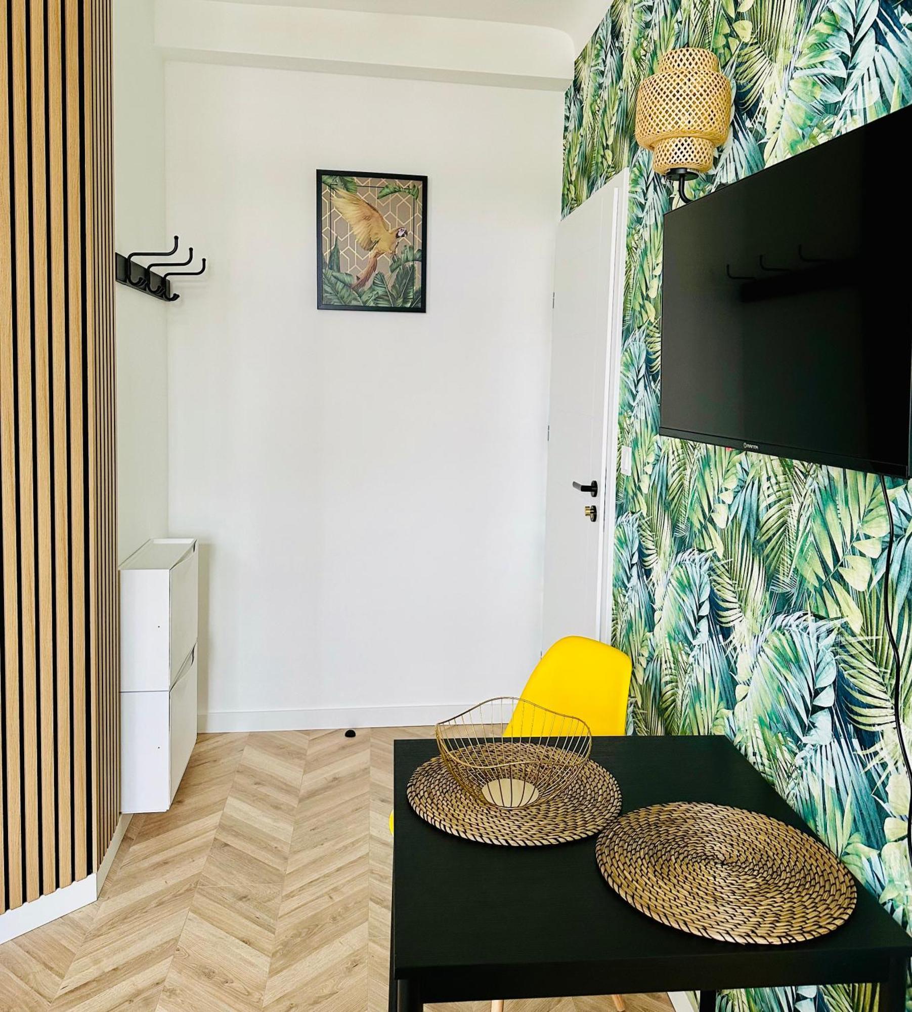 Olivia Apartments - Sloneczny Apartament W Centrum Warszawy, Plac Unii Lubelskiej, Lazienki Krolewskie, Pole Mokotowskie Warsaw Ngoại thất bức ảnh